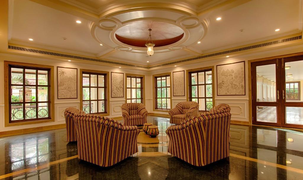 Regency Lagoon Resort Раджкот Экстерьер фото