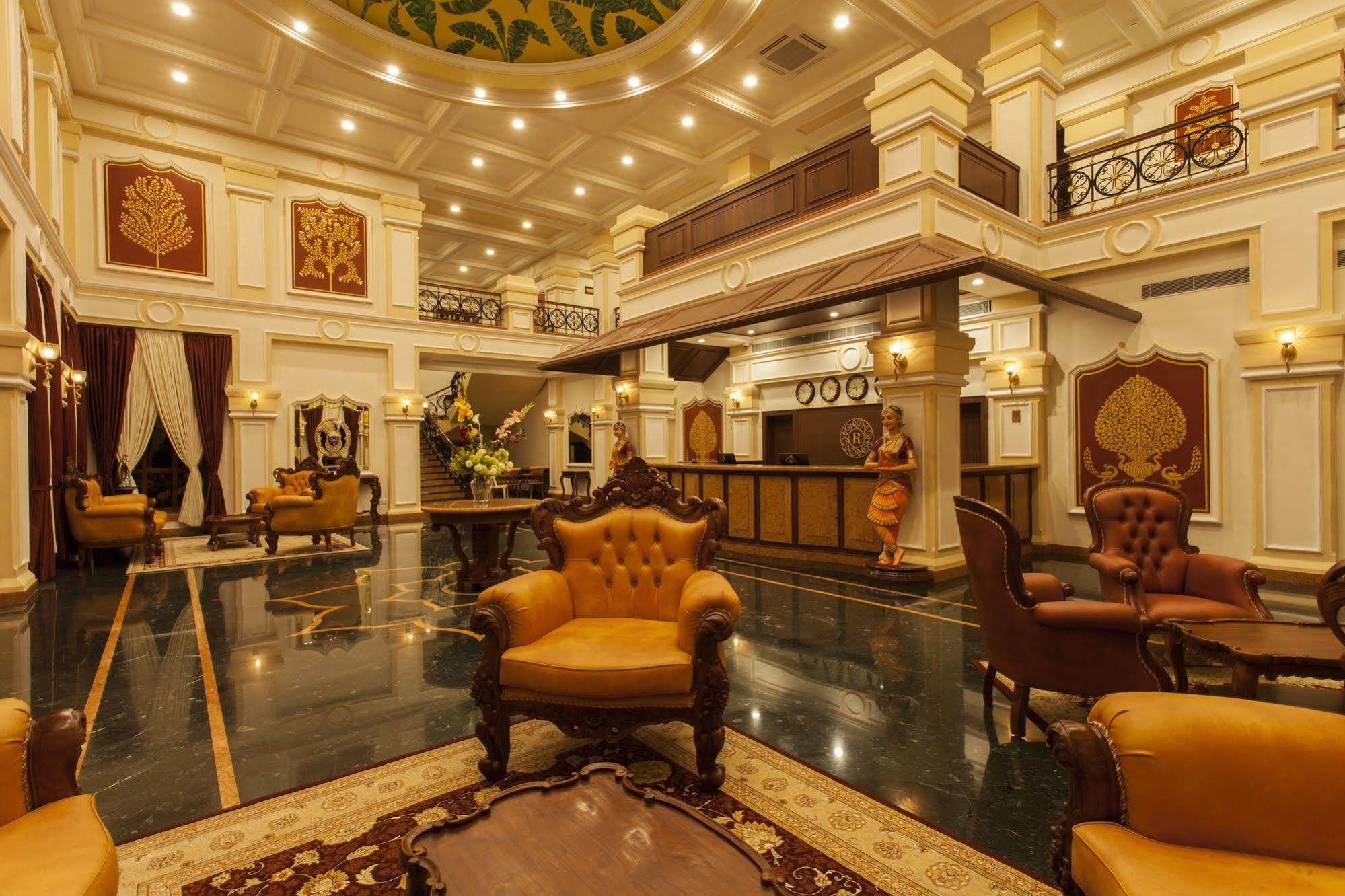 Regency Lagoon Resort Раджкот Экстерьер фото